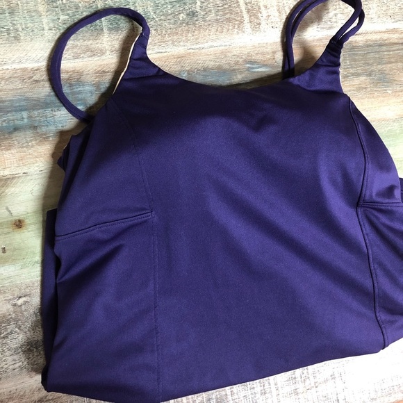 Athletica Athletic top - Picture 6 of 7